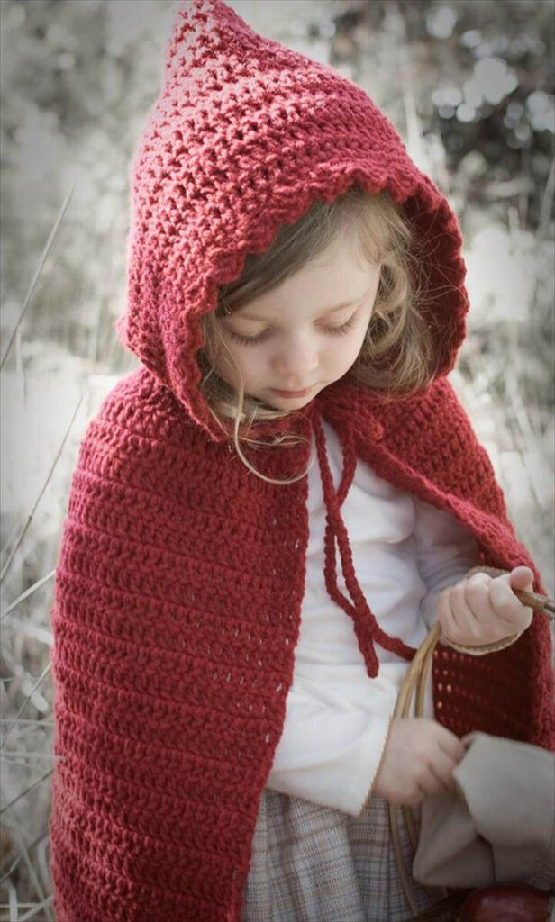 16 DIY Ideas About Crochet Hooded Cap Shawl DIY To Make