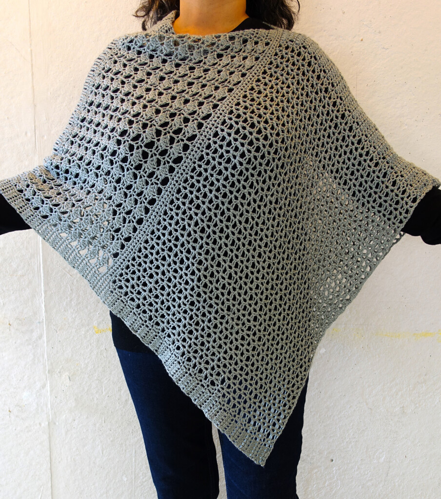 17 Figure Flattering Free Crochet Poncho Patterns Cream Of The Crop 