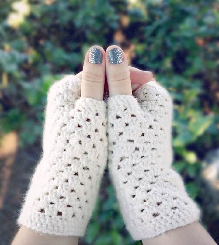 20 Easy Crochet Fingerless Gloves Pattern