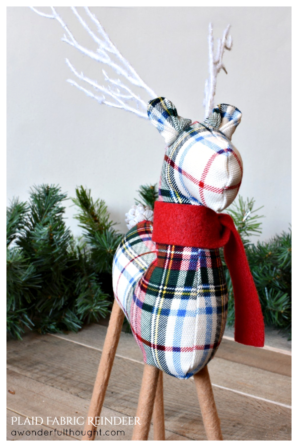 33 Stuffed Reindeer Sewing Pattern JanetteEllia