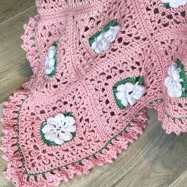 7 Crochet Flower Blanket Patterns Free To Download Now 