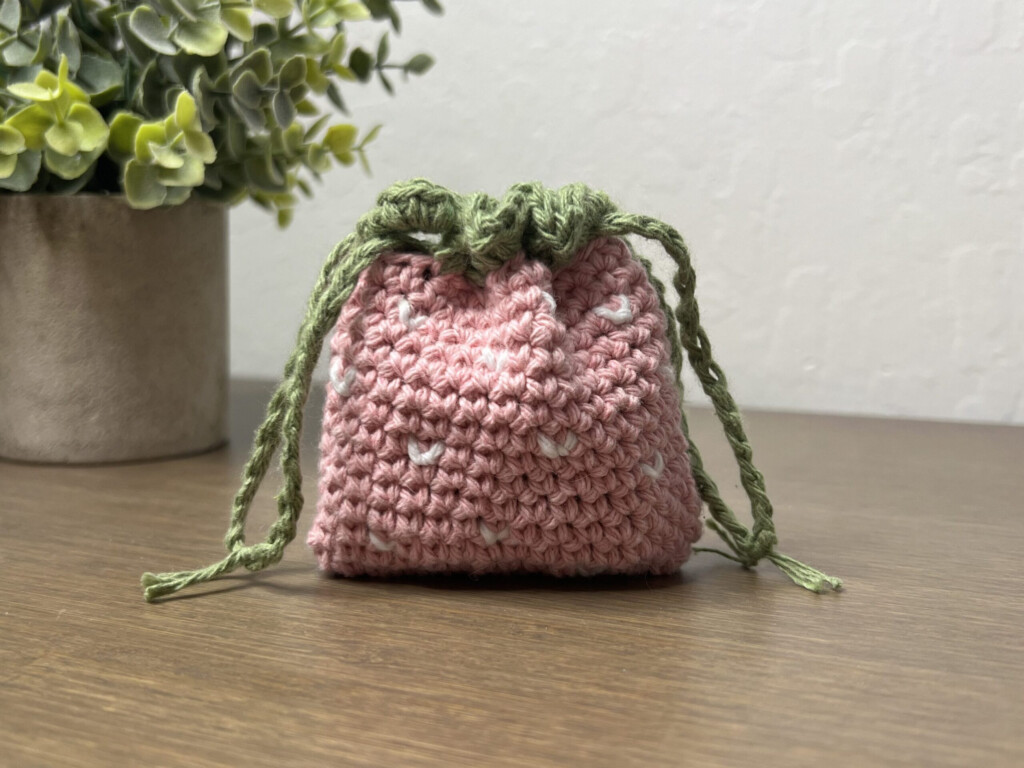 Basic Crochet Drawstring Pouch Free Pattern Video Tutorial