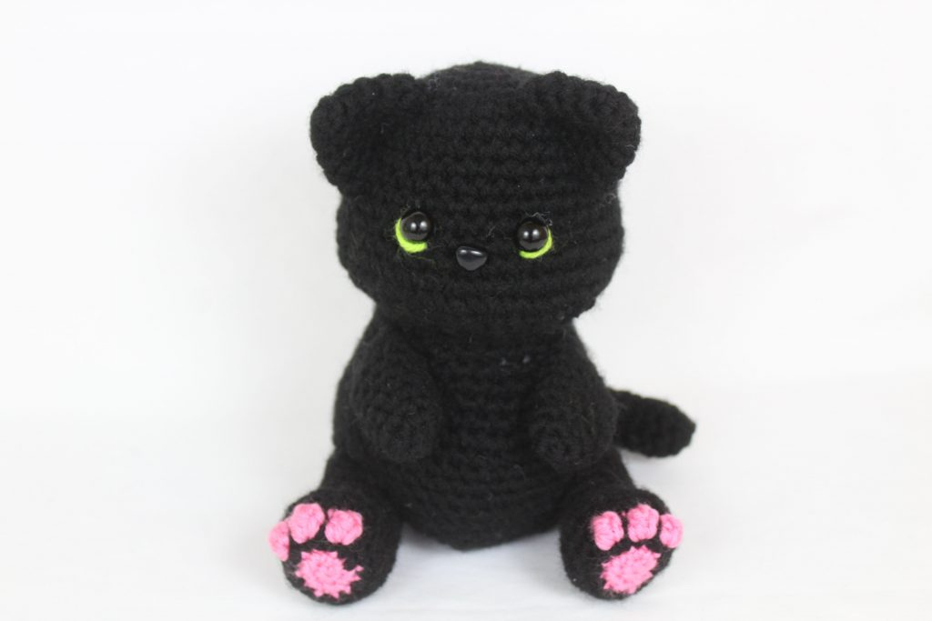 Black Cat Amigurumi Free Crochet Pattern StringyDingDing