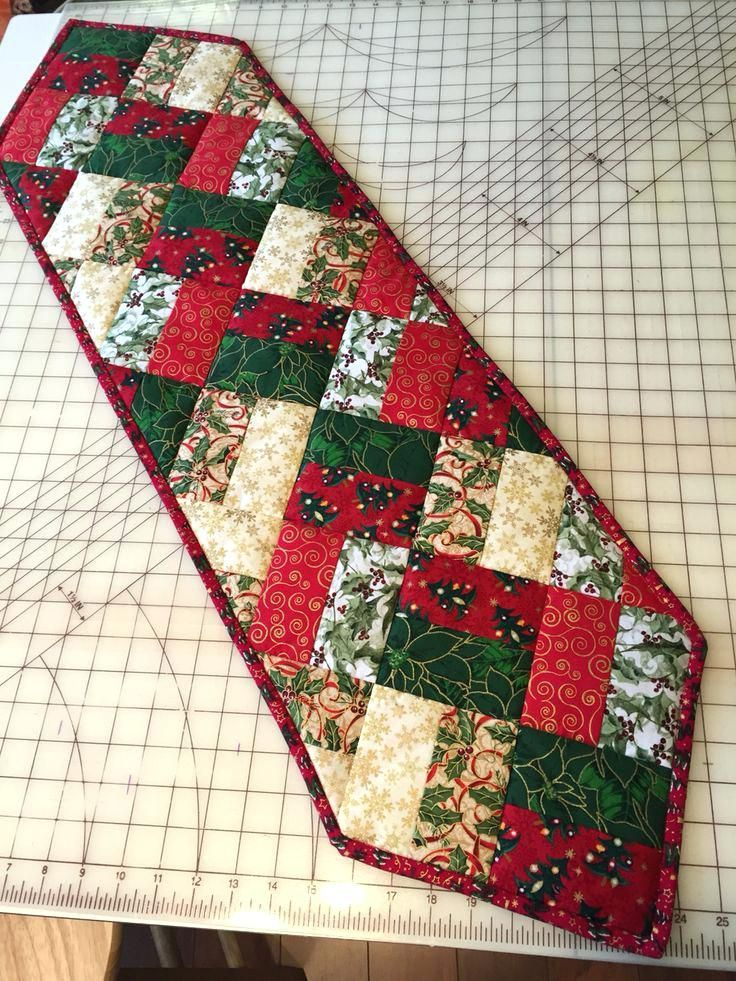 Christmas Table Runner Patterns Free Web 20 Quick And Festive Christmas 