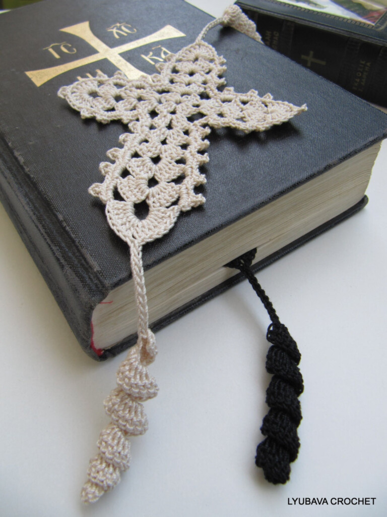 Crochet PATTERN Cross Bookmark Easter Gift Crochet Cross