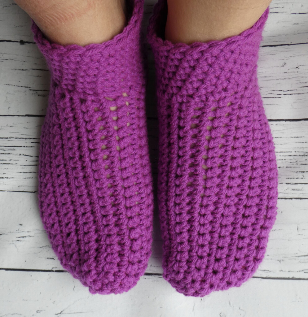 Easy Crochet Slipper Patterns For Beginners