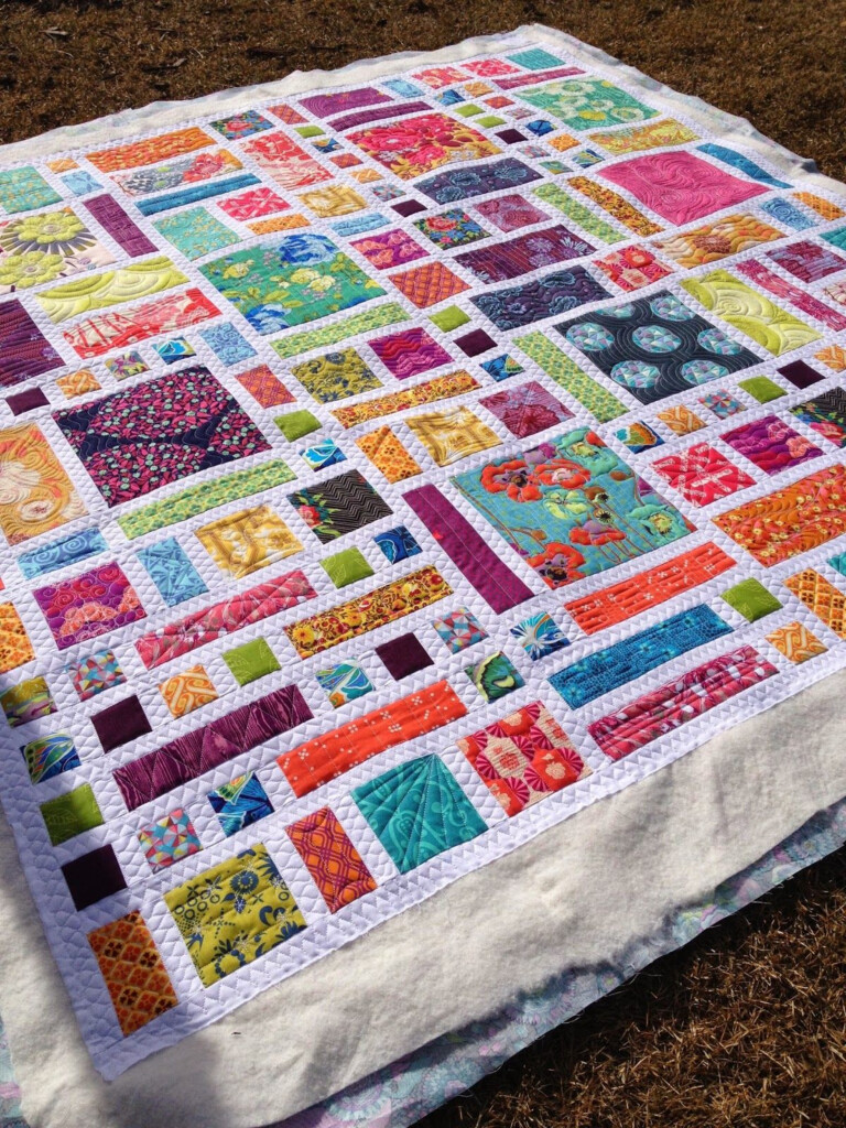 Free Quilt Patterns Using 5 Fabrics See More Ideas About Quilts Quilt 