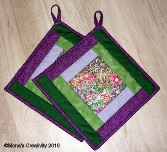 Free Quilted Pot Holder Patterns Here s A Pretty Patchwork Design From 