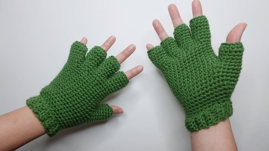 How To Crochet Half Finger Gloves In Step By Step Tutorial Crochet 