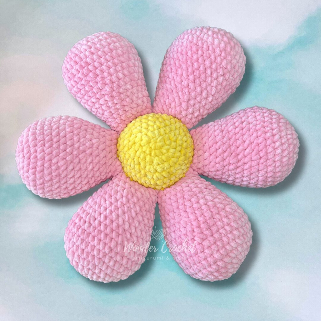 No Sew Flower Pillow Free Crochet Pattern Wonder Crochet